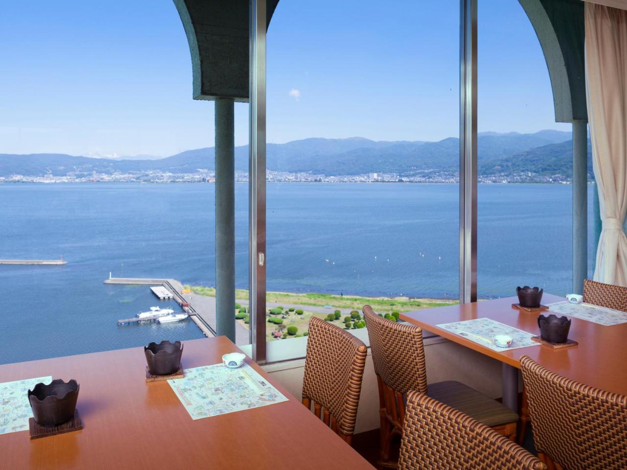Suwa Lakeside Hotel מראה חיצוני תמונה