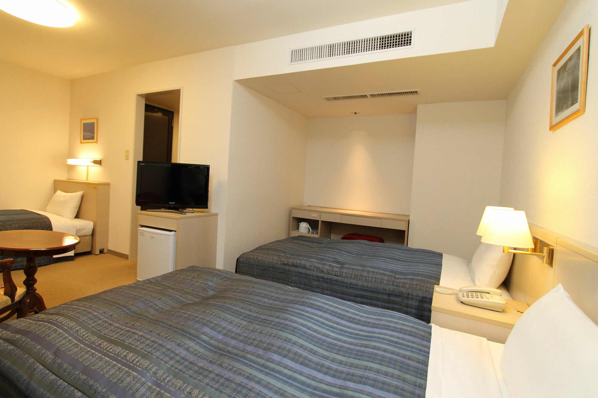 Suwa Lakeside Hotel מראה חיצוני תמונה